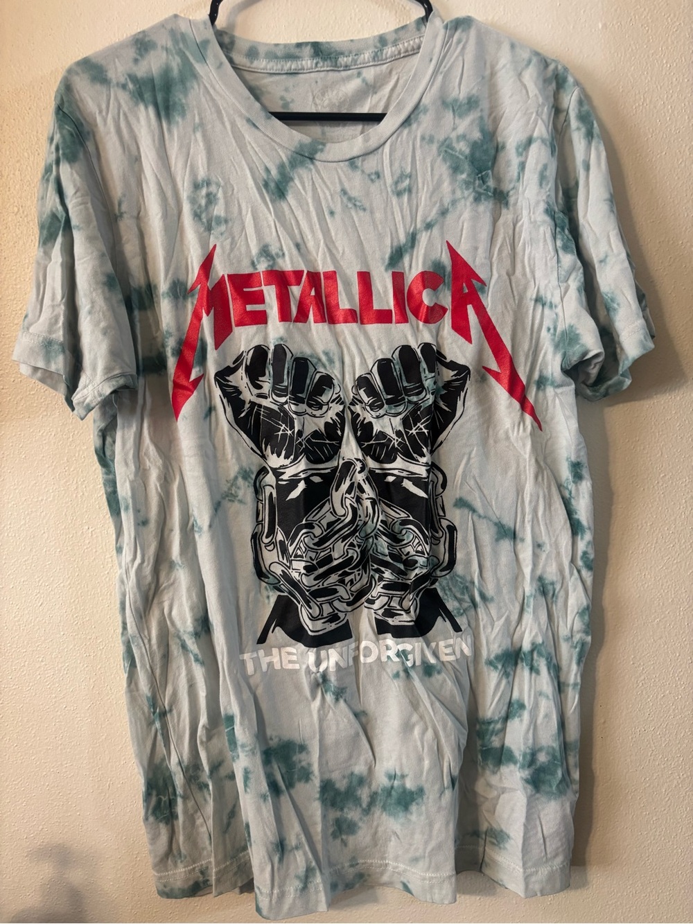Tie-Dye Short Sleeve Tee in Light Blue with Teal Accents